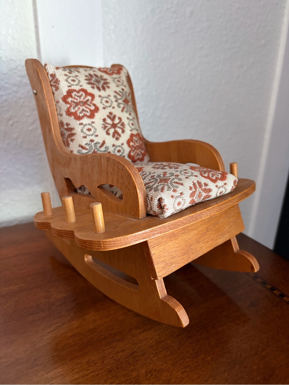 Vintage Rocking Chair Pin Cushion Sewing Caddy Spool Holder With Drawer